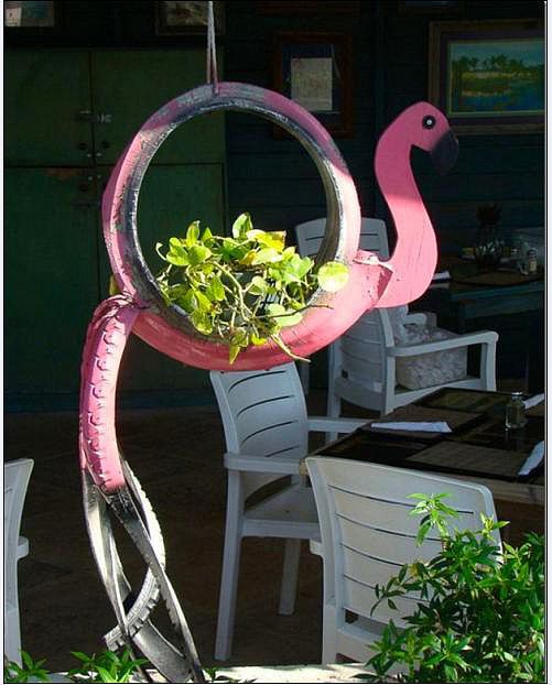 Flamingo-Tire-Planter