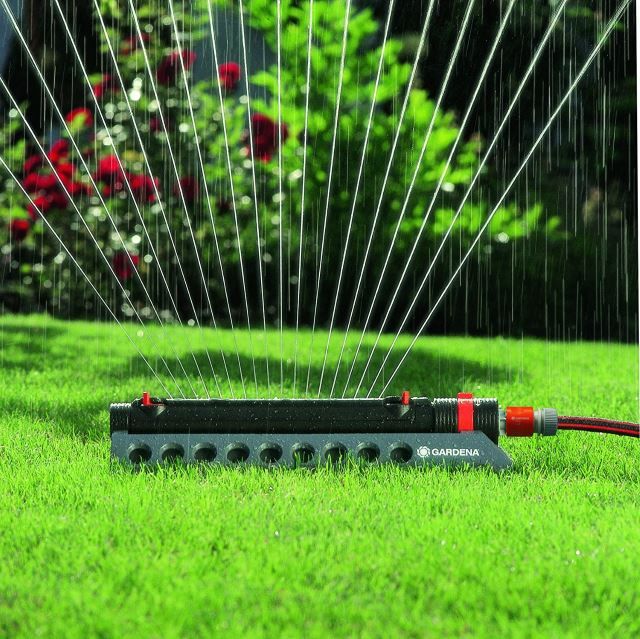 Best Oscillating Sprinkler Reviews 2019