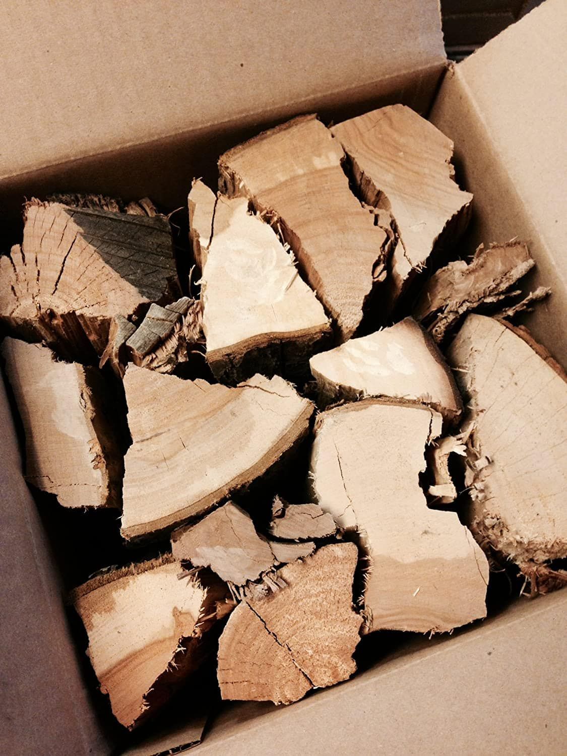 The BestSmelling Firewood to Burn for a Cozy, SweetScented Home