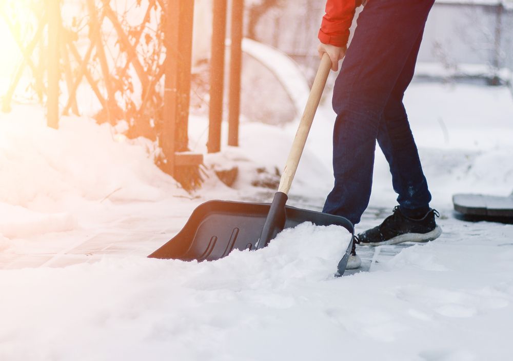 When is the Best Time to Shovel Snow?