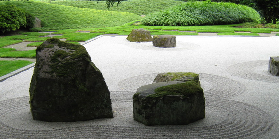 Large Traditional Zen Garden