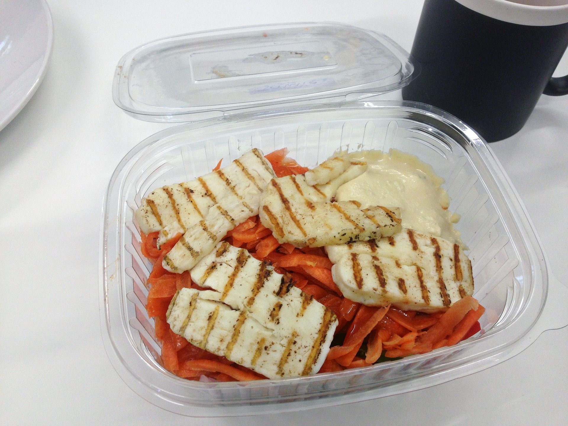 halloumi cheese in a salad