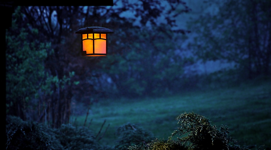 twilight lamp in the garden