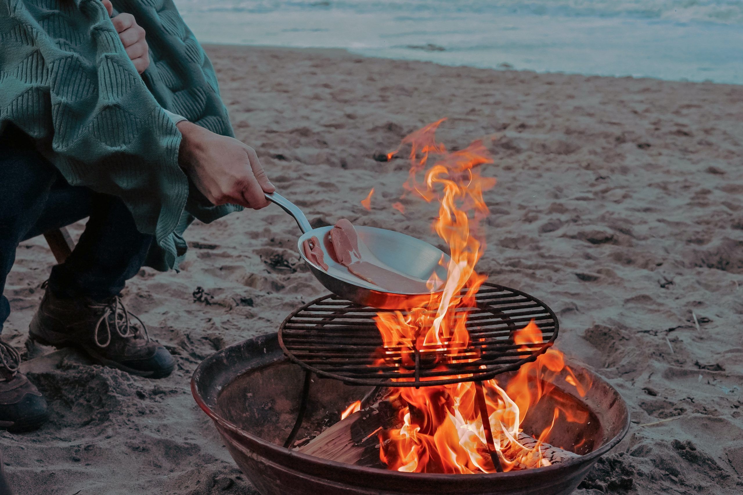 The Best Fire Pits You Can Grill On In 2021