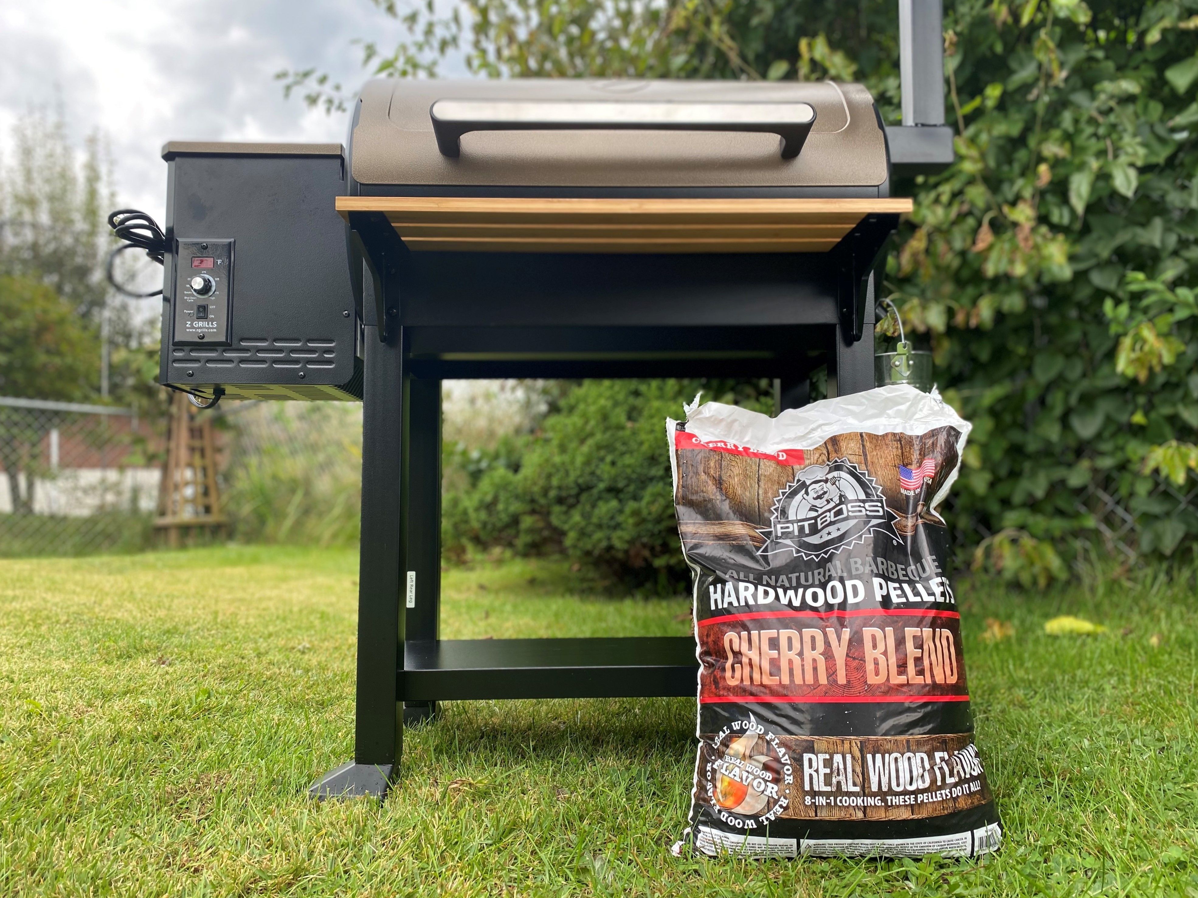 pellet grill with wood pellets