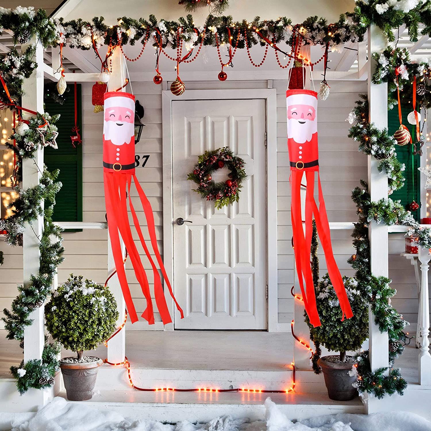 The Best Outdoor Hanging Christmas Decor in 2021