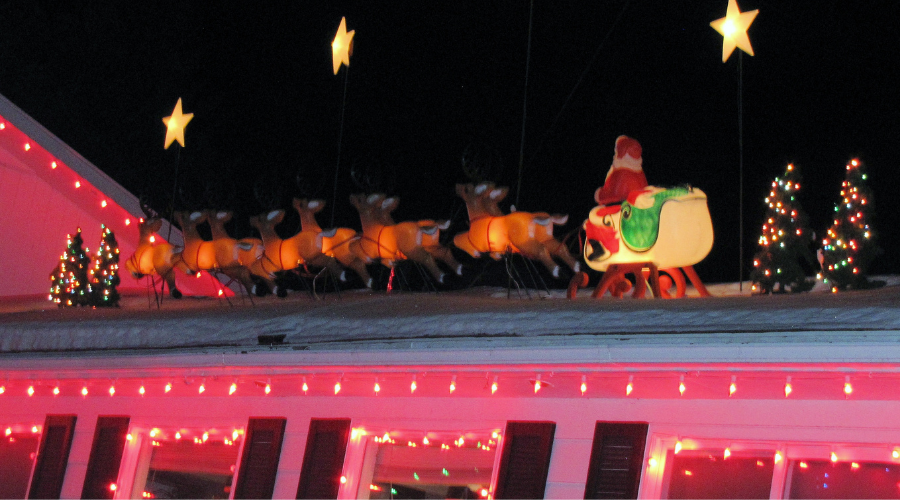 Santa sleigh and reindeer rooftop decoration