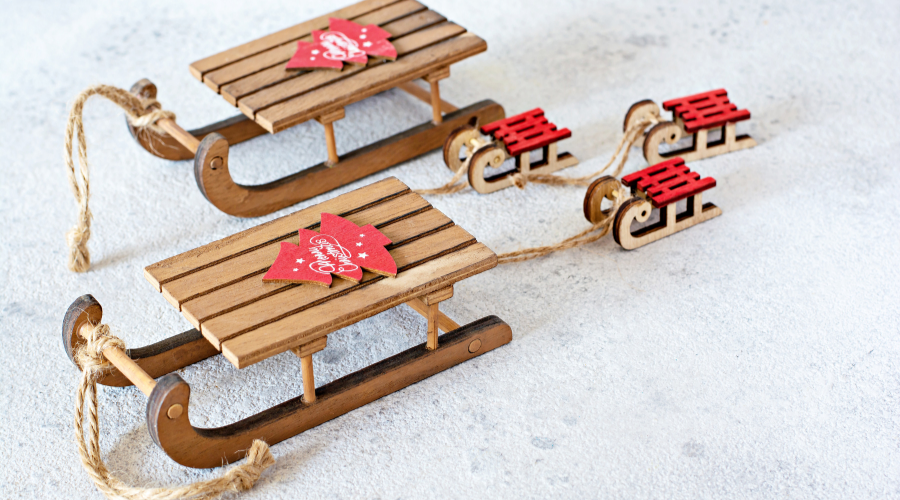 Decorative wooden sled for decoration