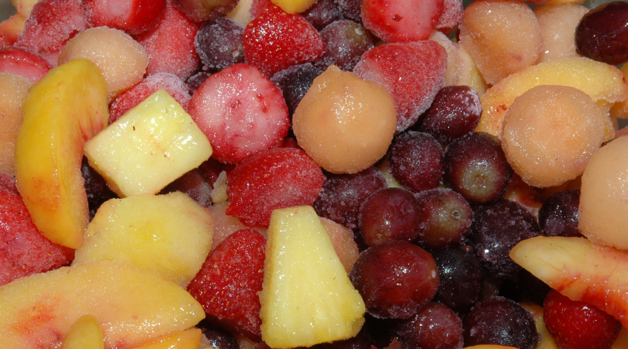 Frozen fruit salad