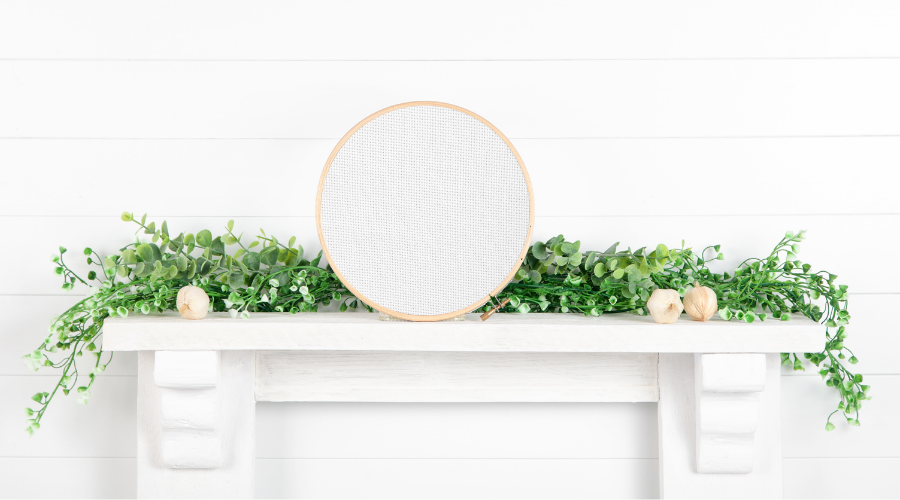 Embroidery hoop layout