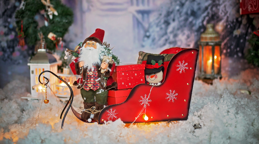 Christmas decoration, sledge, santa and presents