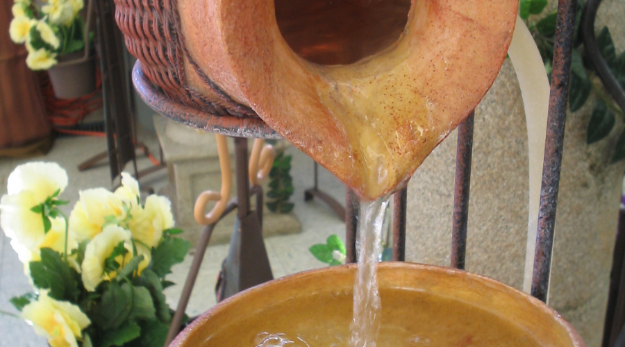 Clay pots fountain