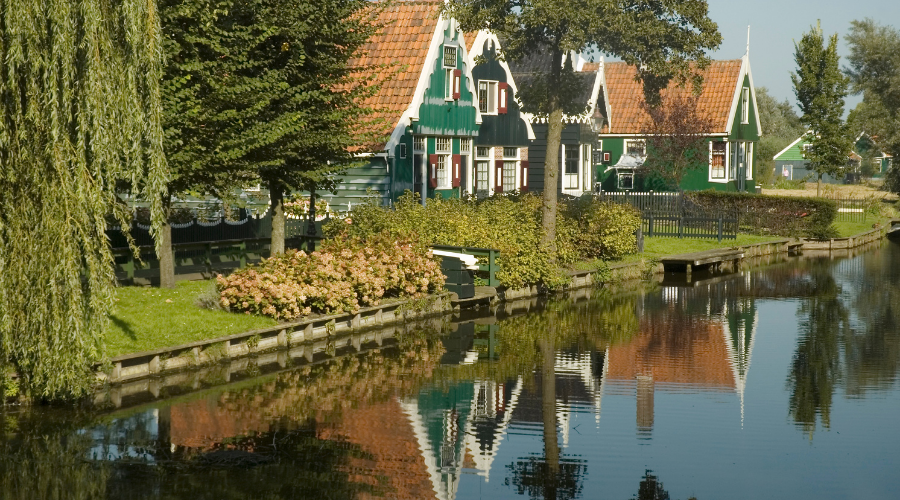 Cottages Along the Canal