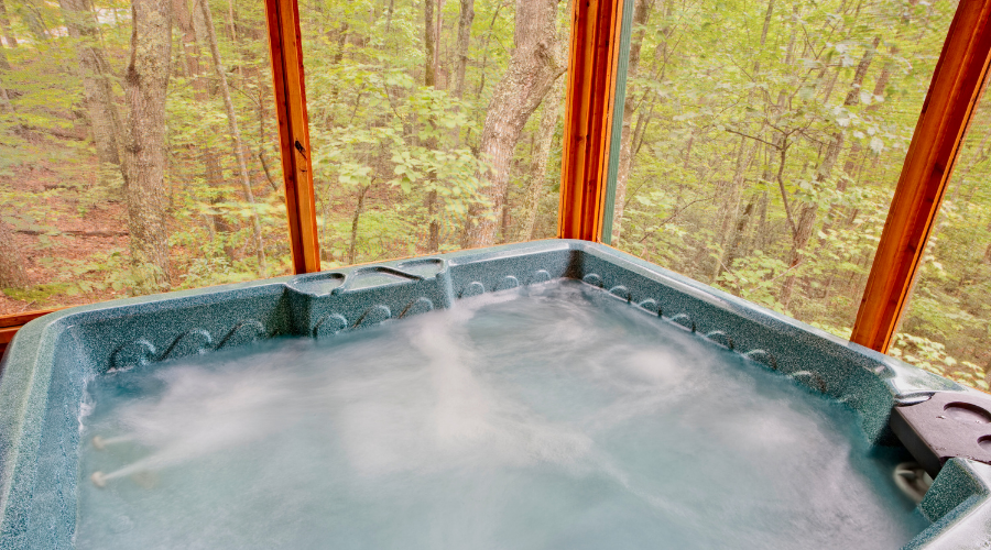 Hot Tub in the Woods (XXL)