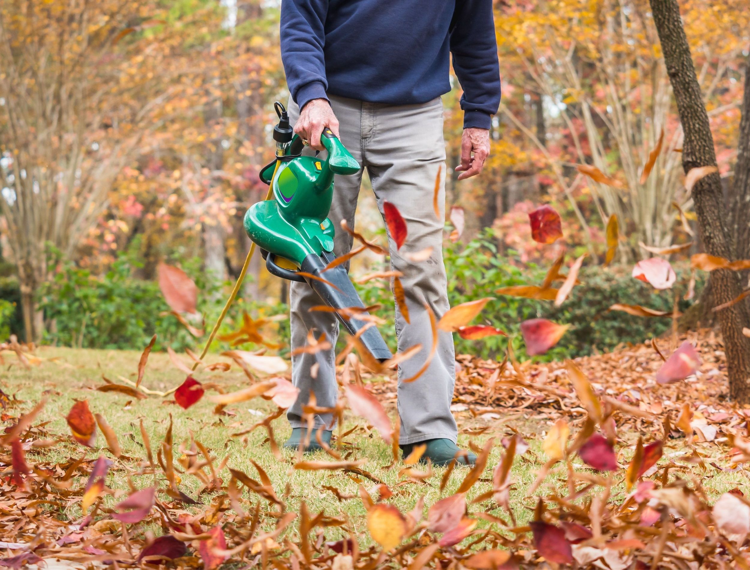Alternatives to Gas-Powered Leaf Blowers - Dengarden