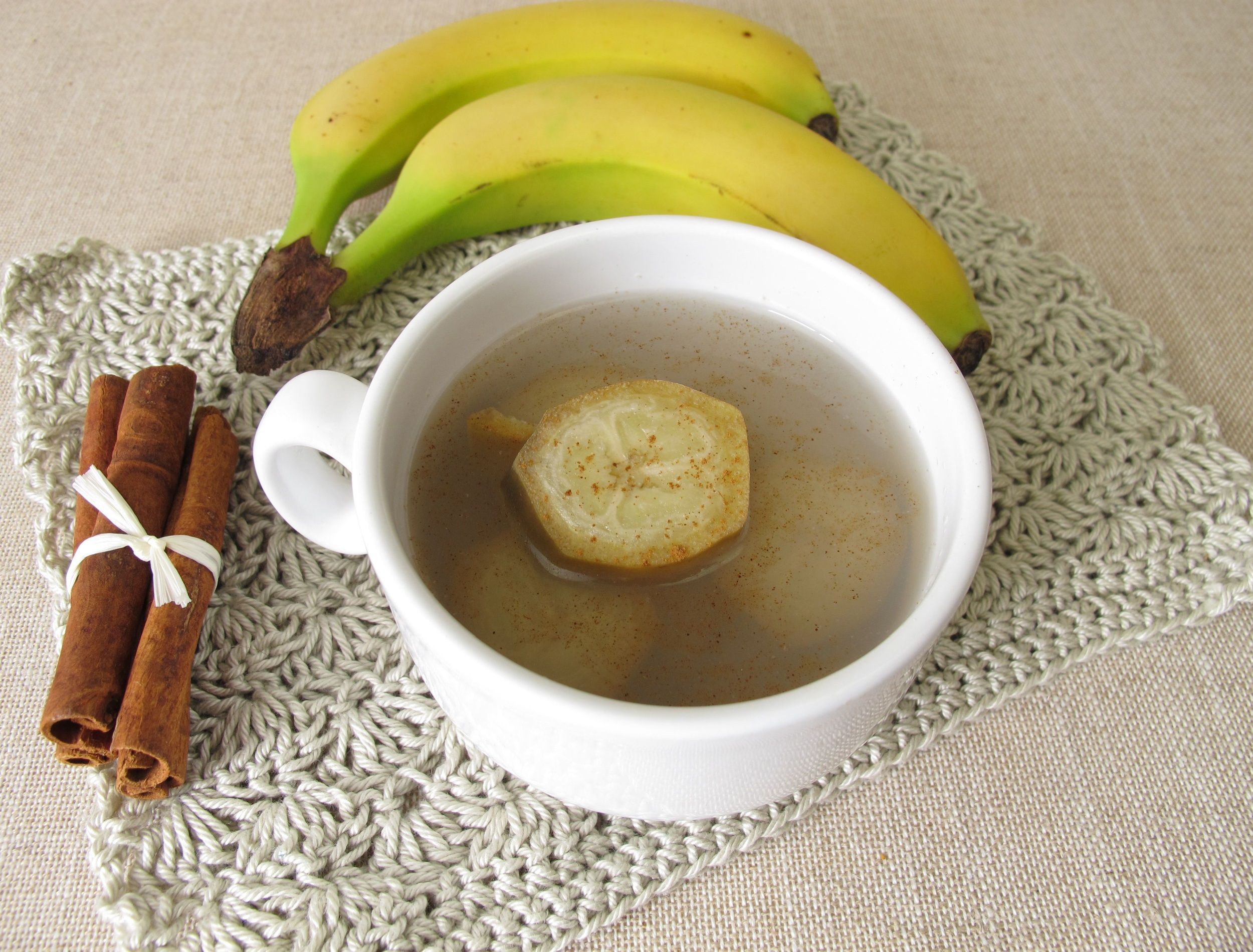 Banana peel tea, tea from organic bananas, banana peel and cinnamon