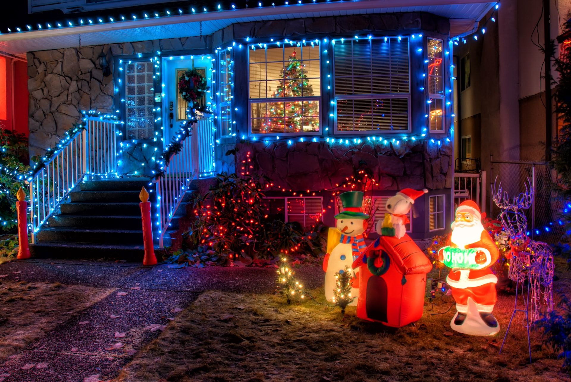 House decorated with Christmas lights