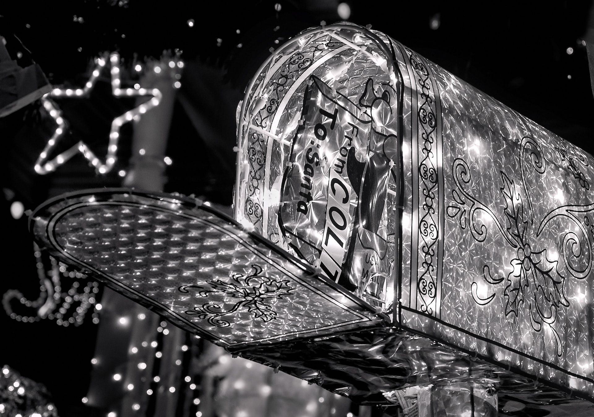 Christmas lights mailbox