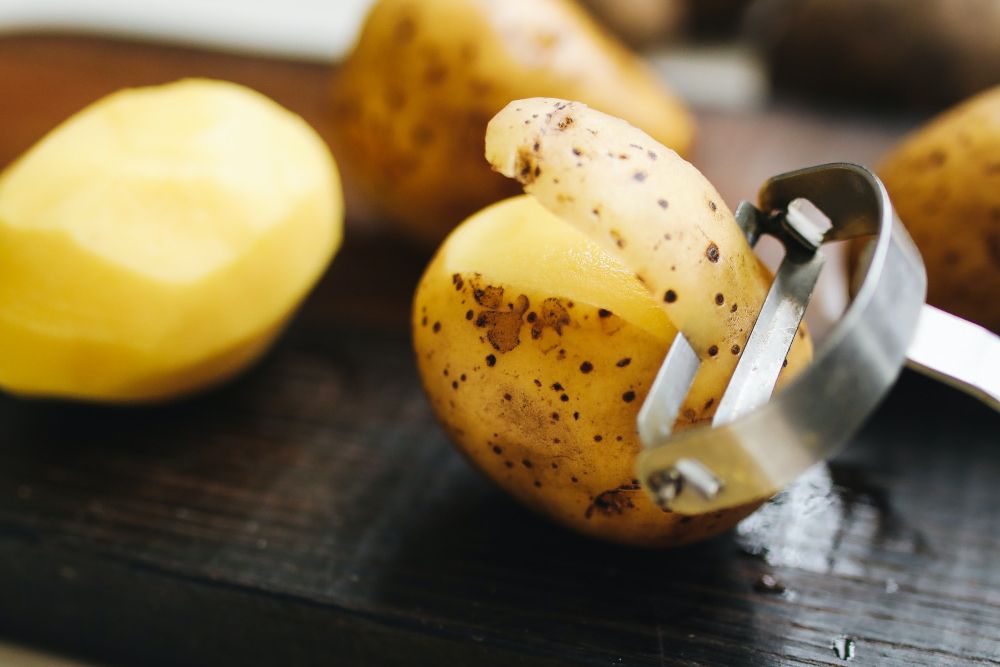 6 Ways to Get Rid of Gnats in Your Garden