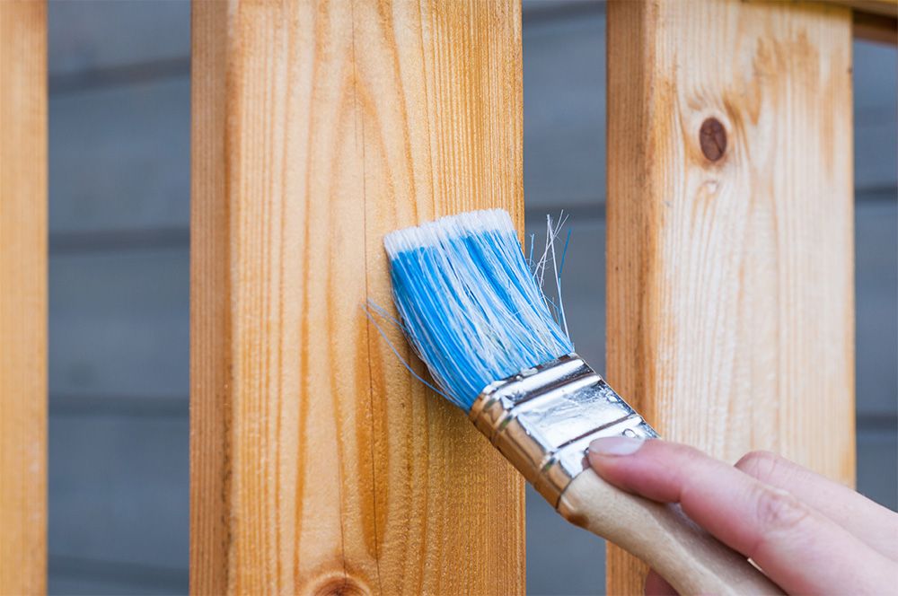 How To Paint A Wood Fence