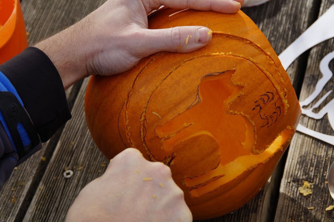 How to Carve Pumpkins