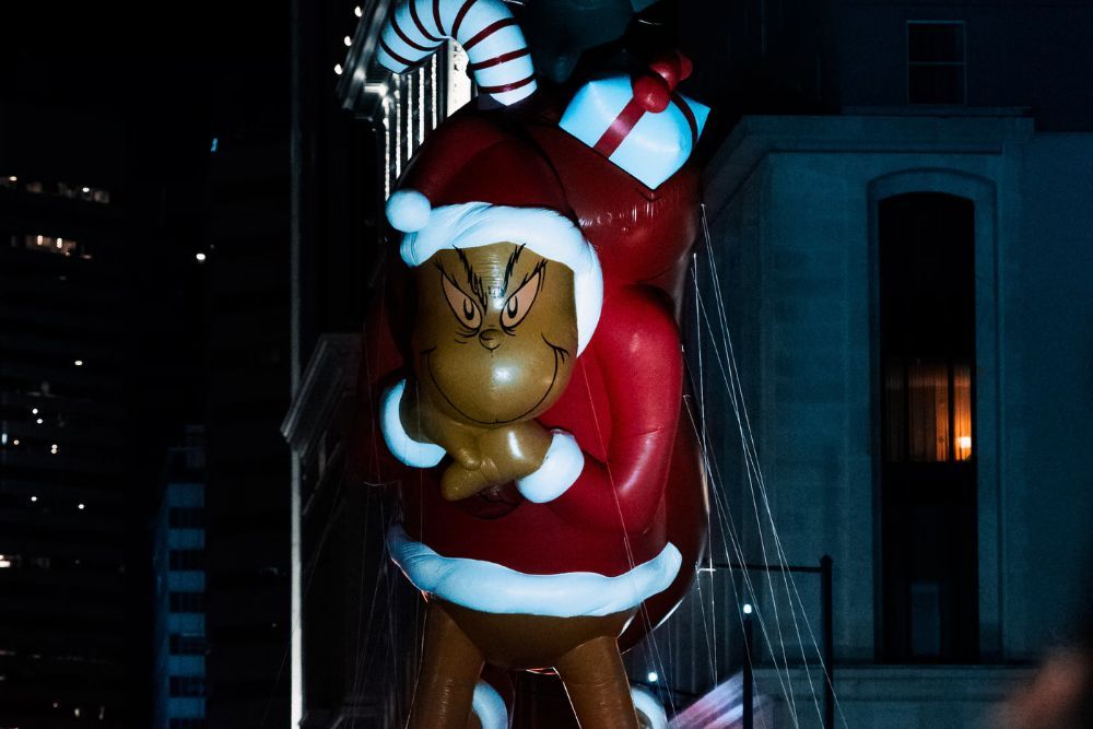A floating Grinch in a parade