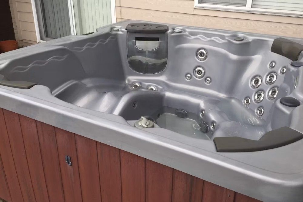 Winterize Your Hot Tub in 8 Easy Steps