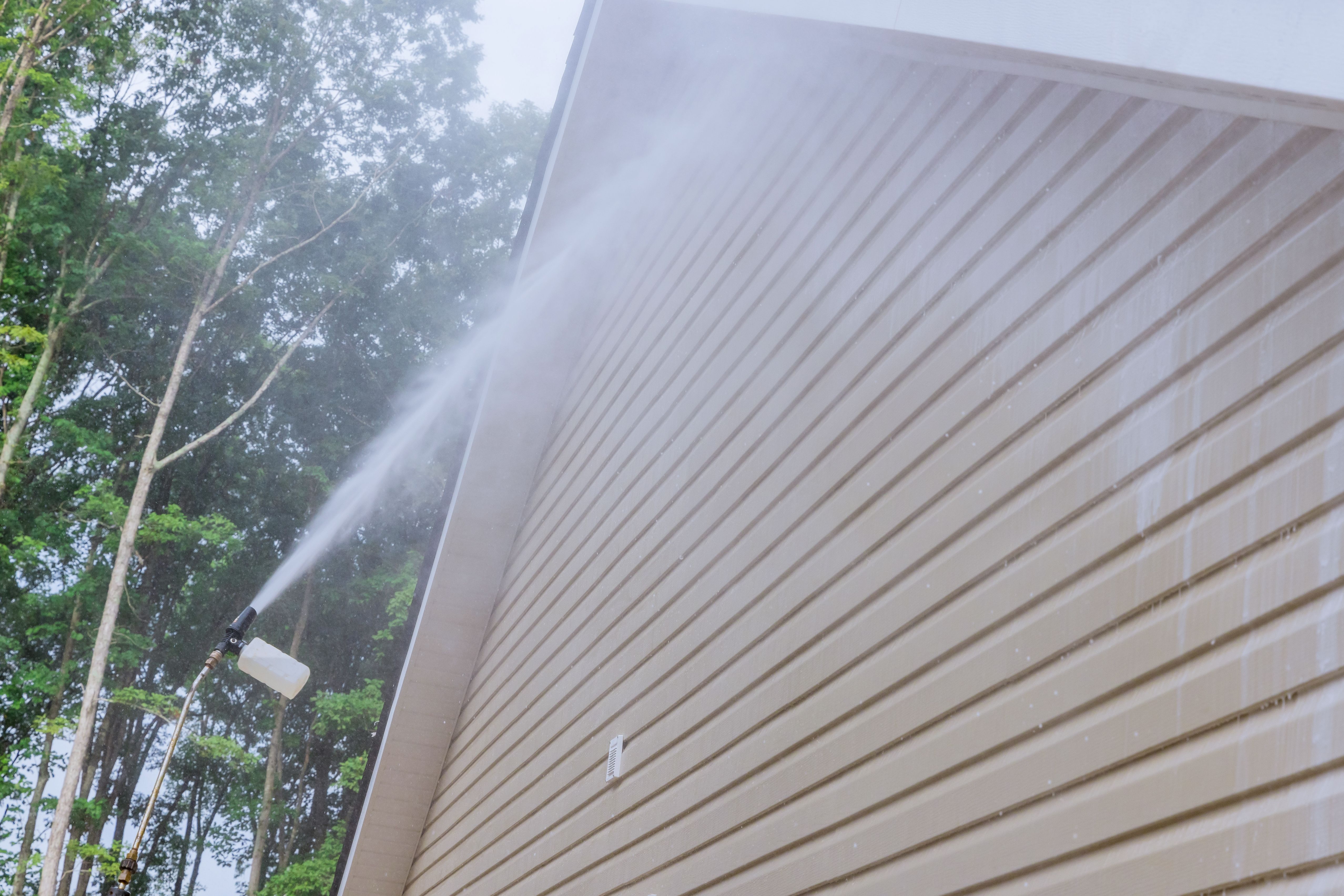 How to Power Wash Your Home's Exterior Before Painting