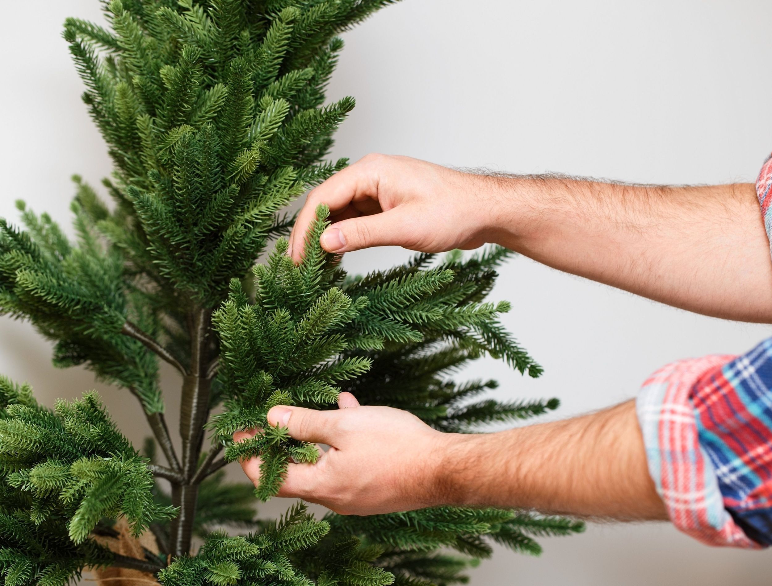 fixing leaning christmas tree