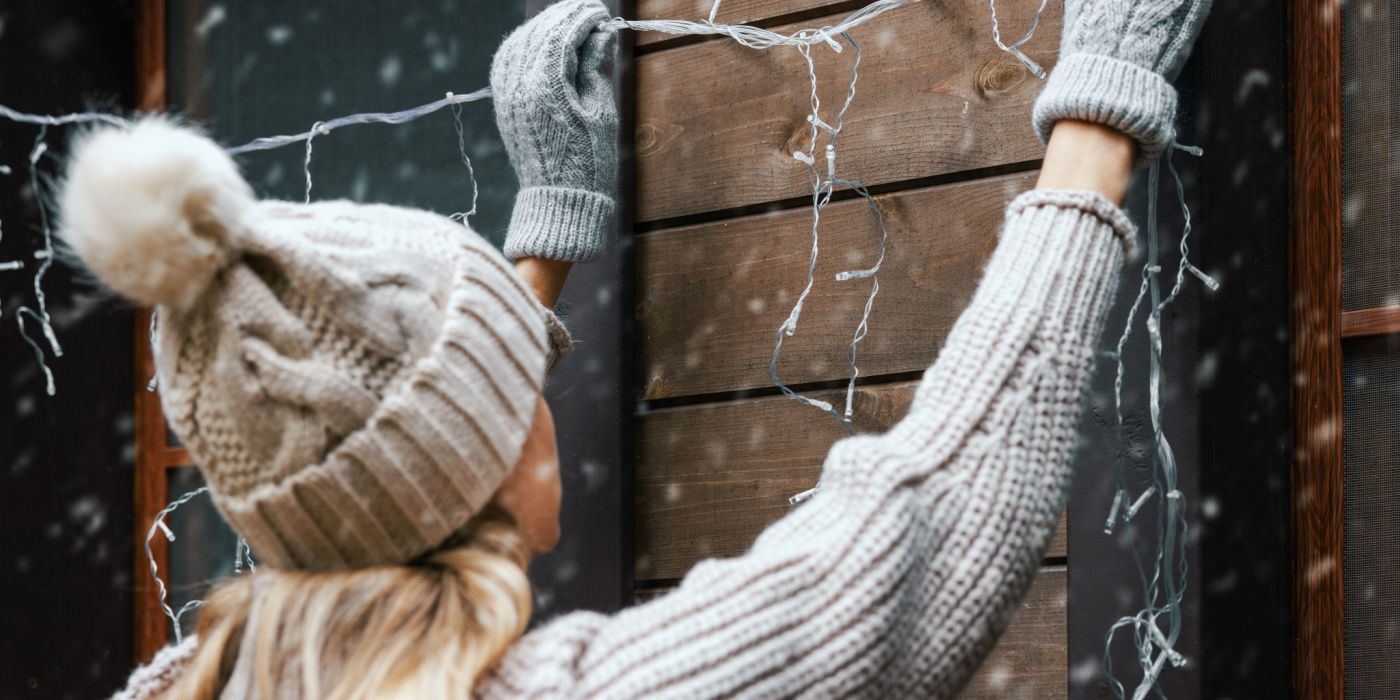 How to Hang Backyard String Lights Without Trees