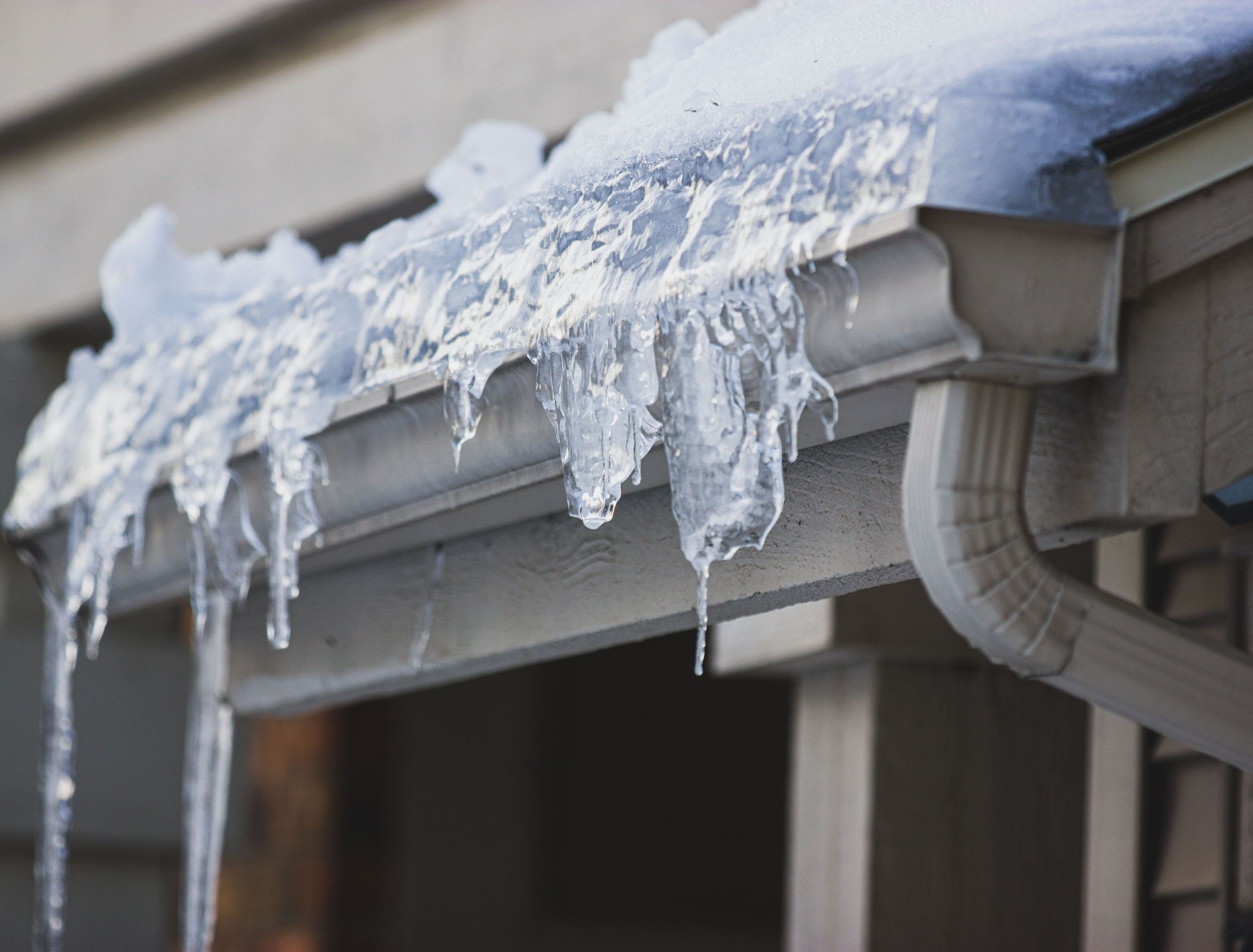 Why You Should Clean Gutters Before Spring Arrives