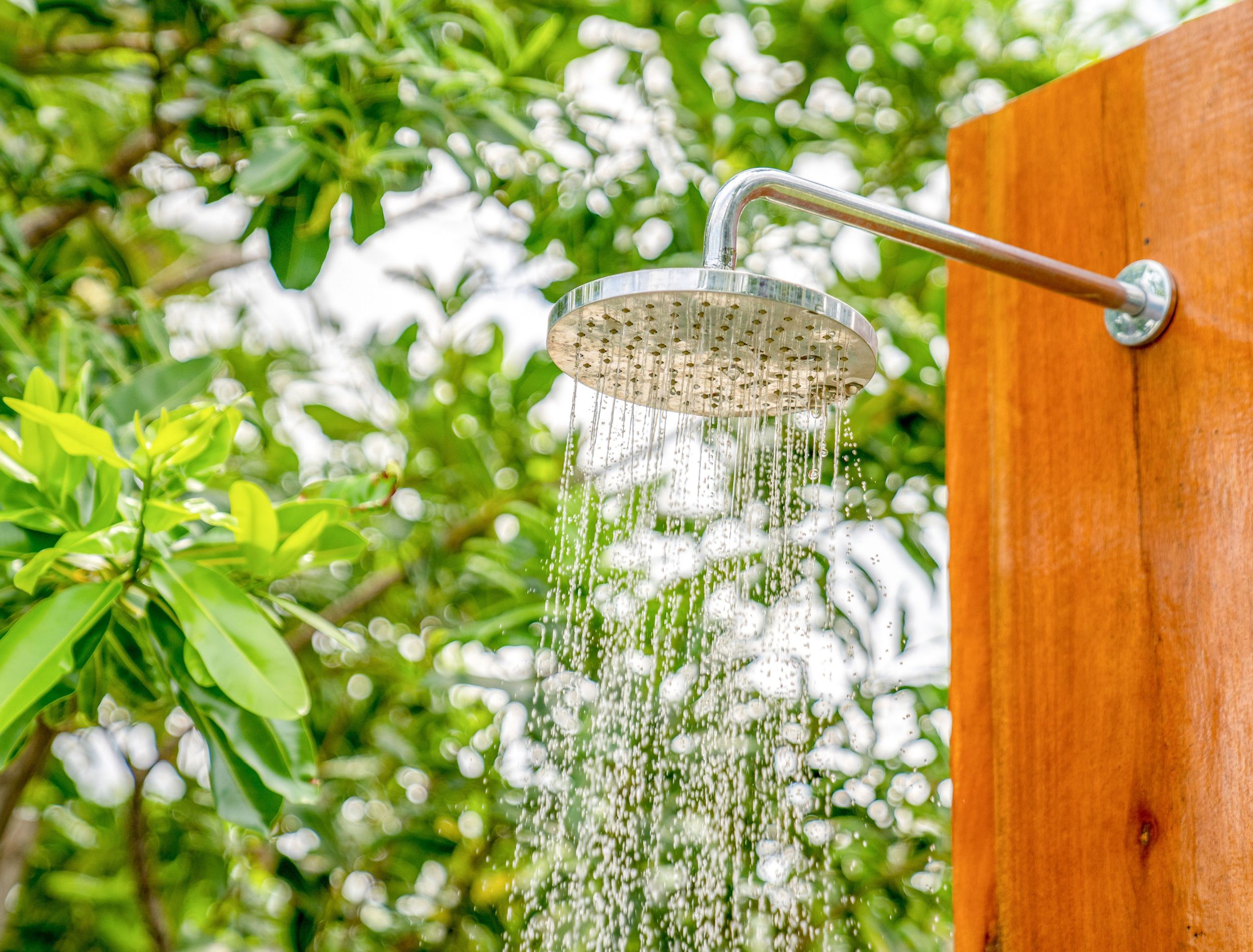 Amazing Outdoor Shower Ideas For Your Backyard 