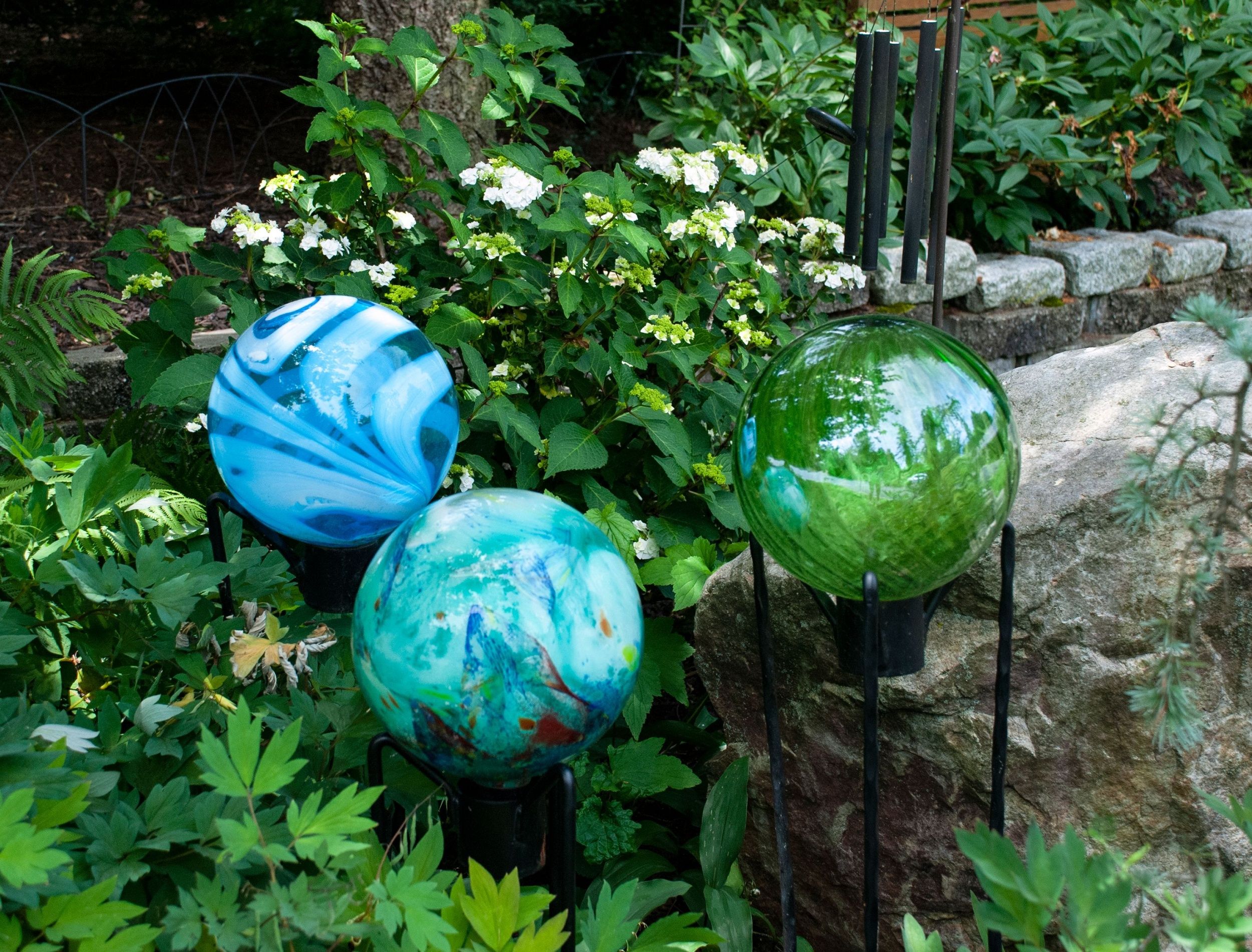 Gazing Balls for Garden: Create Garden Themes and Landscaping Art