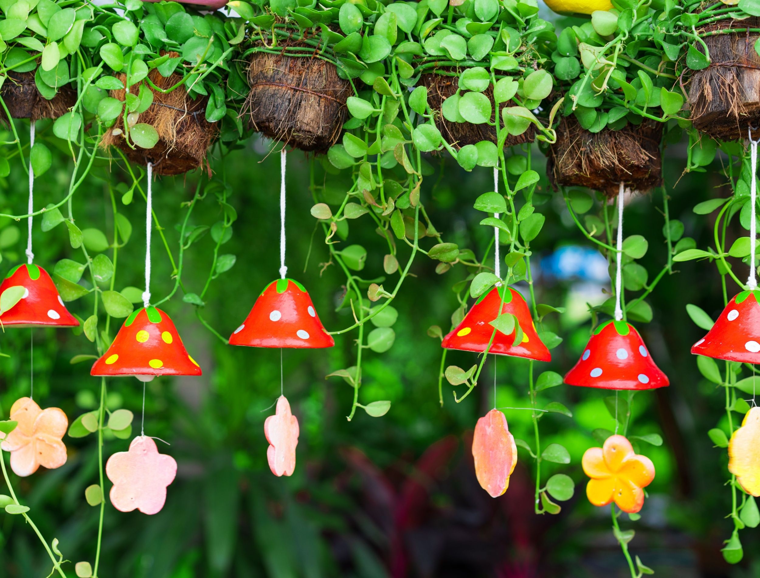 imspired-by-nature-mushrooms-are-this-summer-s-popular-home-design-theme