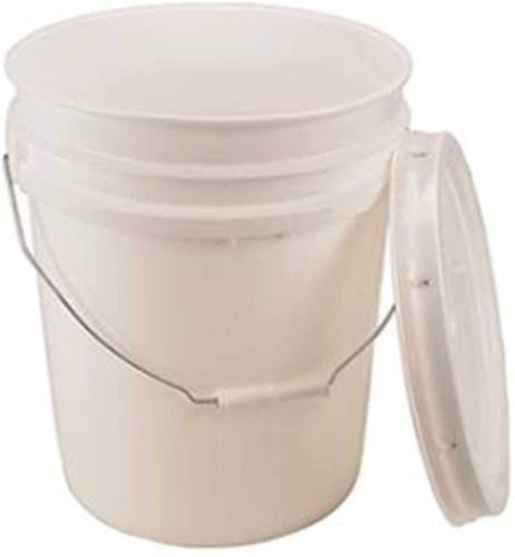 White plastic bucket.